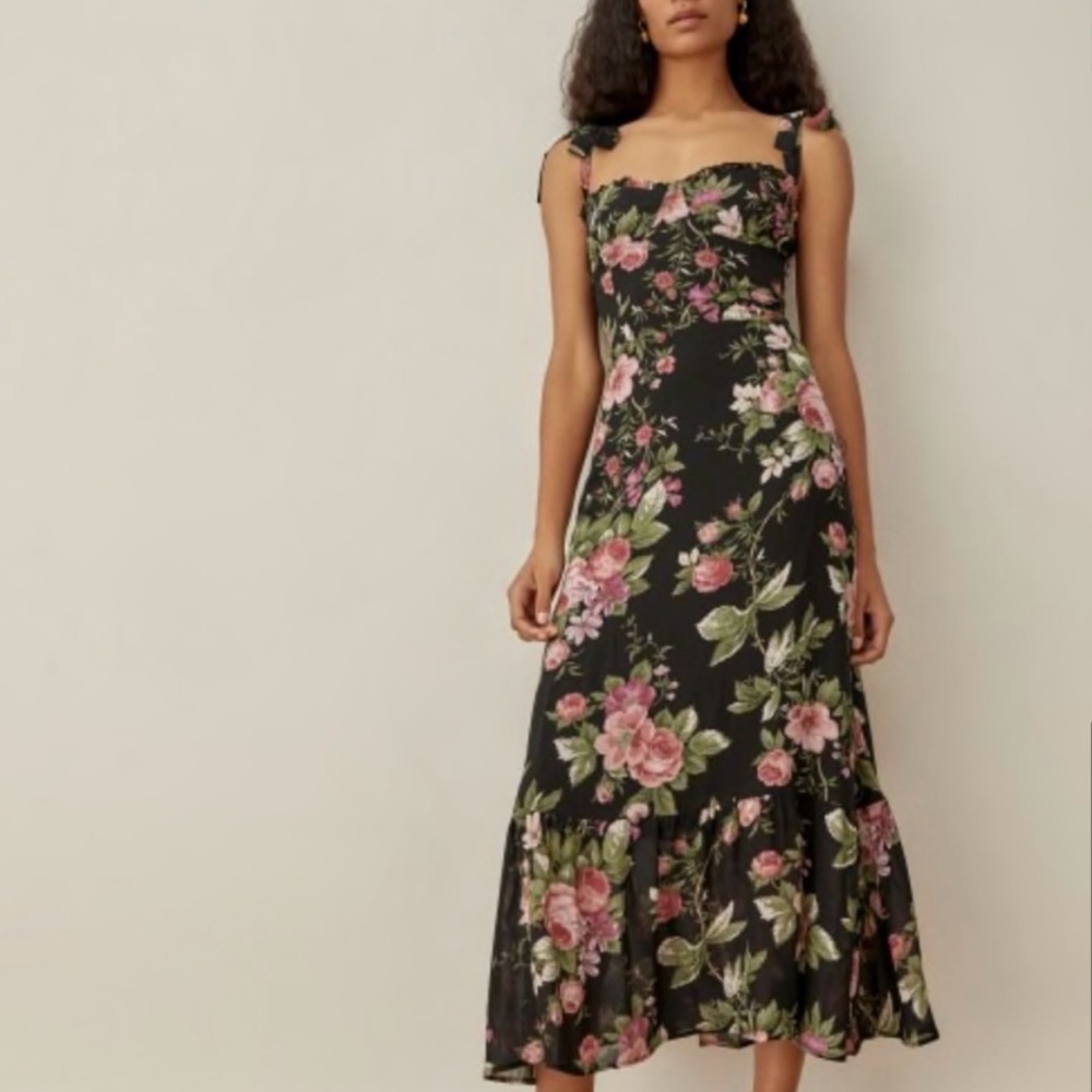 REFORMATION NIKITA DRESS SIZE 8 IN COTTAGE GARDEN PATTERN